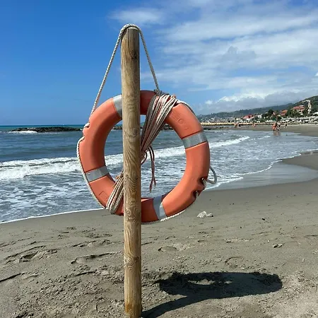 A Ca Du Megu - Charme A 100 Mt Dal Mare * San Lorenzo al Mare